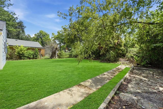 7038 Gillen Street, Hockley, TX 77087
