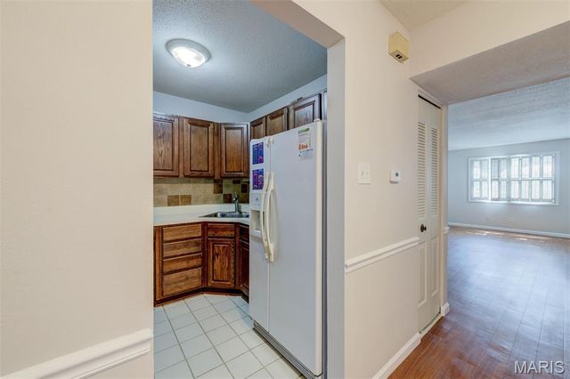 9039 W Swan Circle, Brentwood, MO 63144