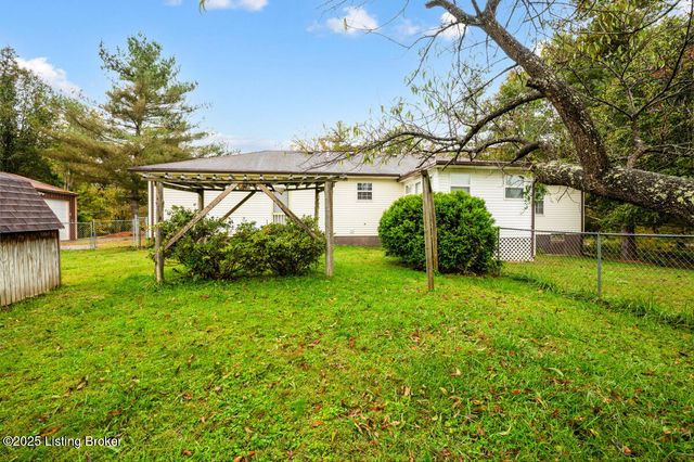 306 Valley View Dr, Radcliff, KY 40160