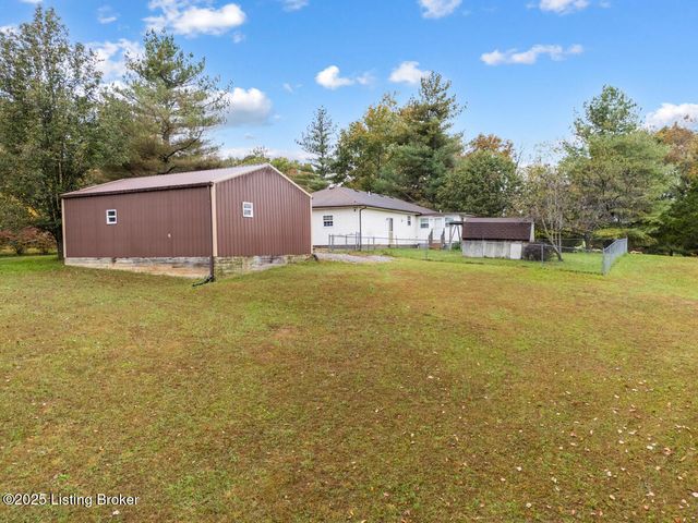 306 Valley View Dr, Radcliff, KY 40160