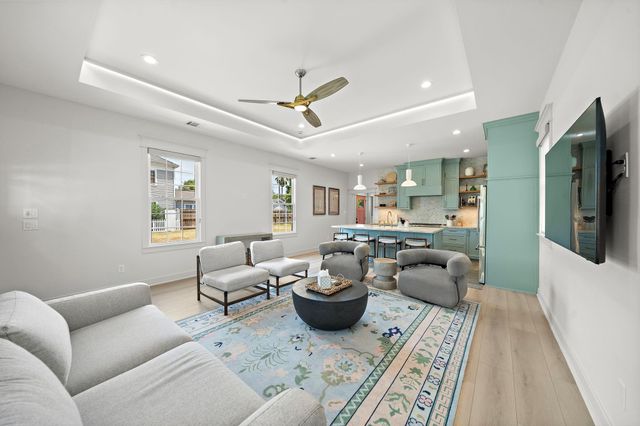 1825 Avenue N Street, Galveston, TX 77550