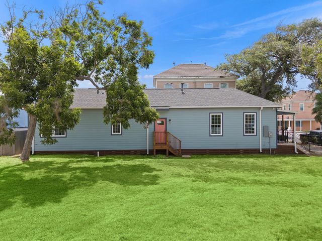 1825 Avenue N Street, Galveston, TX 77550
