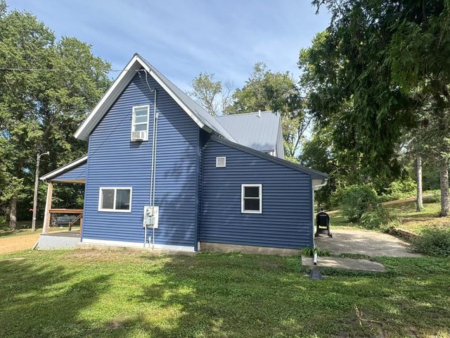 47324 355th Avenue, Kasota, MN 56050