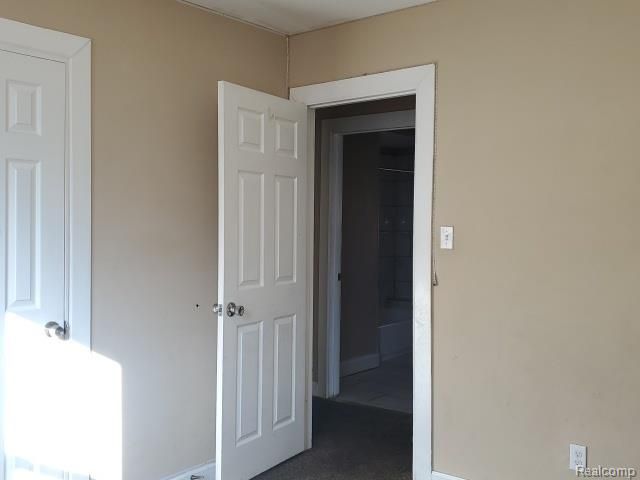 3300 Waverly Street, Detroit, MI 48238