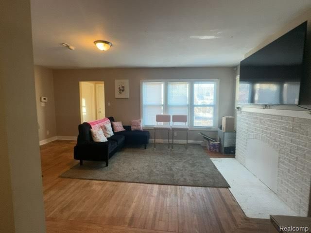 3300 Waverly Street, Detroit, MI 48238