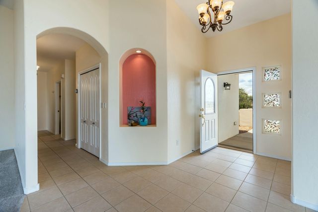 6814 Oersted Road NE, Rio Rancho, NM 87144