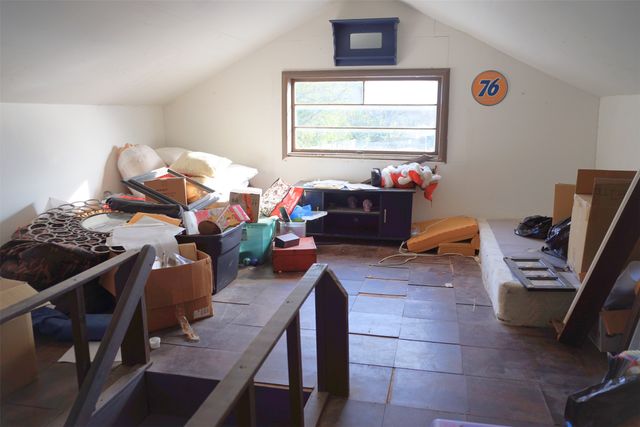 521 N Montgomery Street, Gilmer, TX 75644