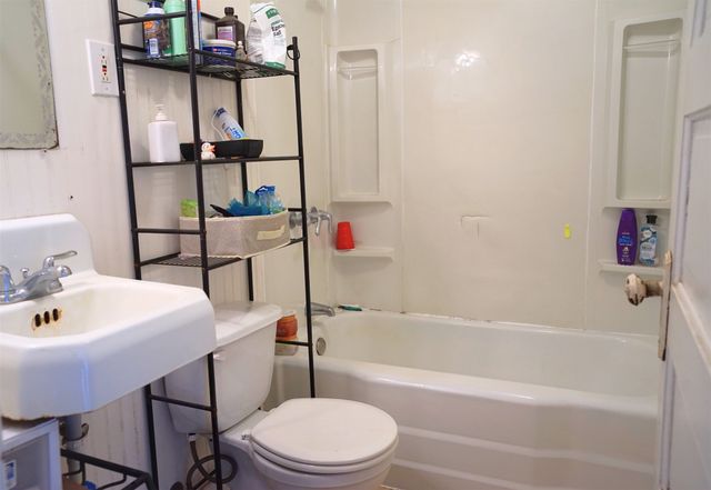 521 N Montgomery Street, Gilmer, TX 75644