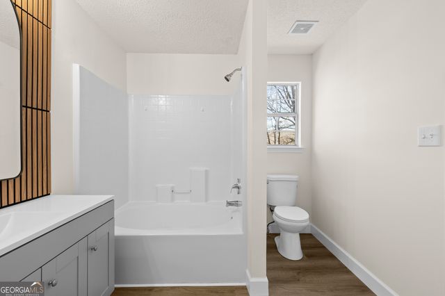 6604 Chesepeake Trail, Rex, GA 30273