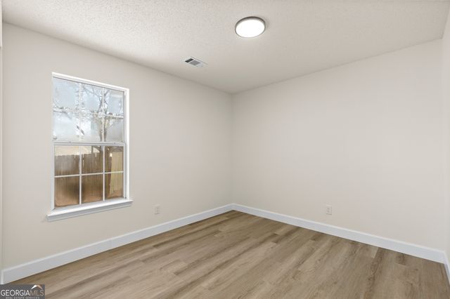 6604 Chesepeake Trail, Rex, GA 30273