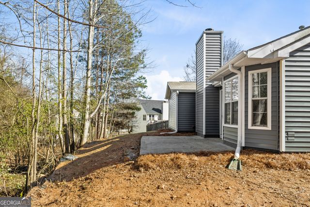 6604 Chesepeake Trail, Rex, GA 30273