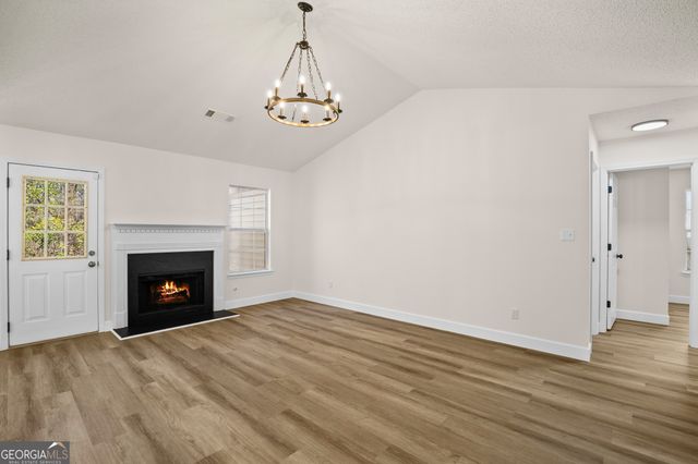 6604 Chesepeake Trail, Rex, GA 30273