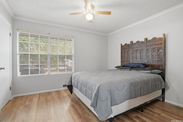 11311 Sir Winston St Apt 806, San Antonio, TX 78216