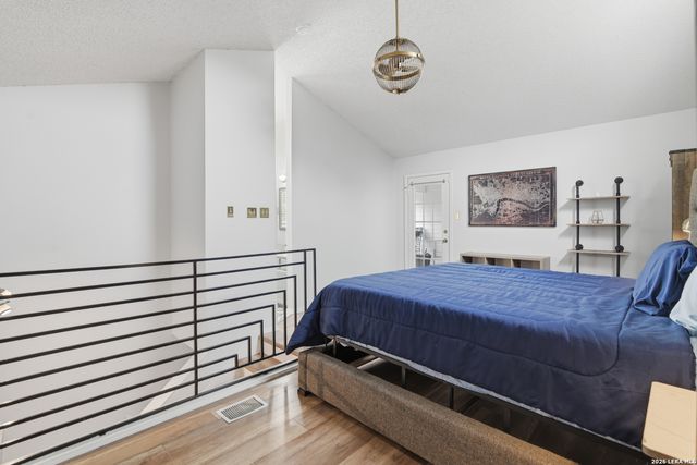 11311 Sir Winston St Apt 806, San Antonio, TX 78216