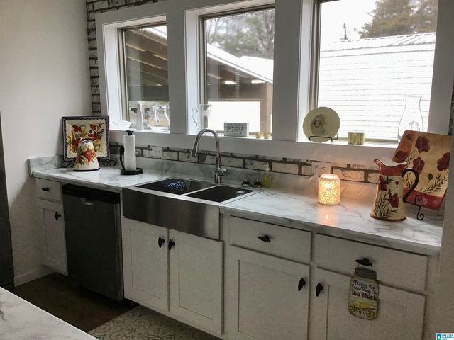 289 LEE CIRCLE, Cropwell, AL 35054