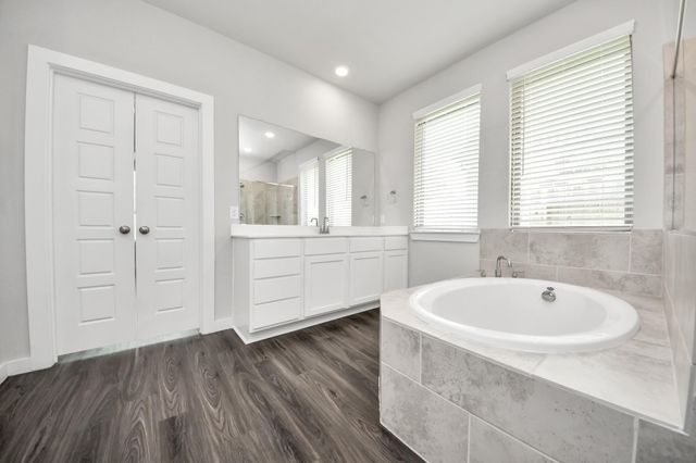 4707 Great Acre Lane, Fresno, TX 77545