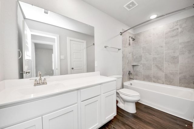4707 Great Acre Lane, Fresno, TX 77545