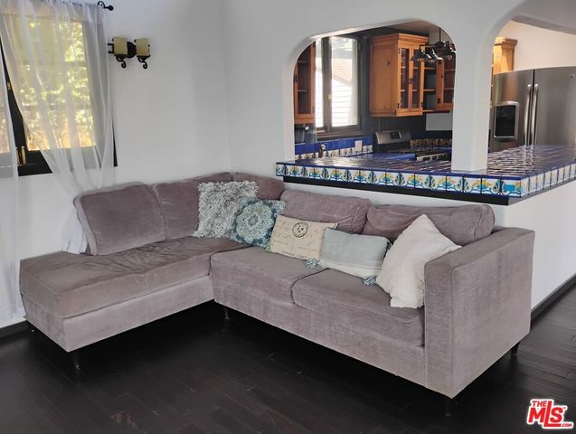 8170 Gould Avenue, Los Angeles, CA 90046