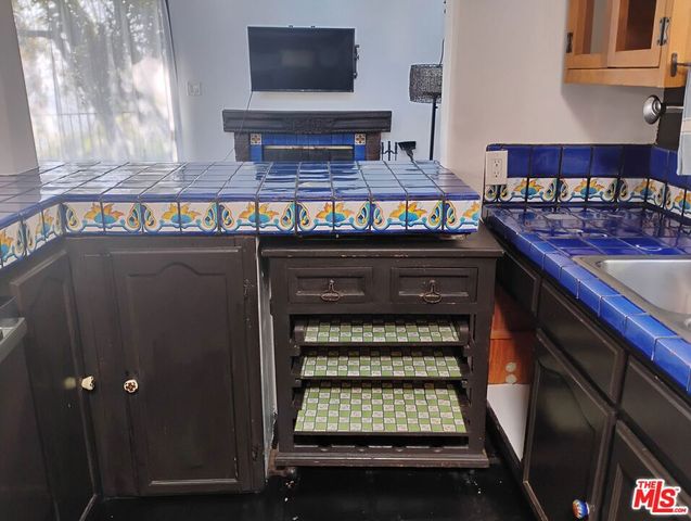 8170 Gould Avenue, Los Angeles, CA 90046