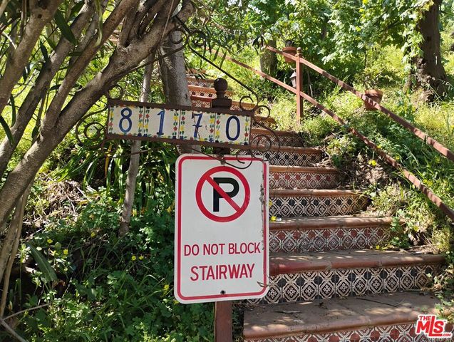 8170 Gould Avenue, Los Angeles, CA 90046