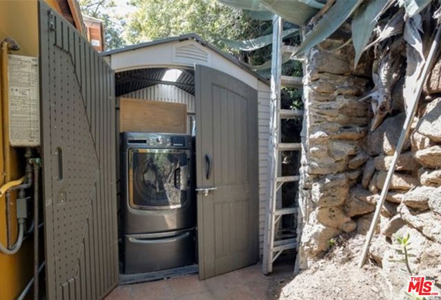 8170 Gould Avenue, Los Angeles, CA 90046