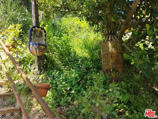 8170 Gould Avenue, Los Angeles, CA 90046