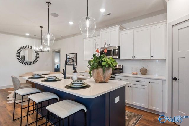 6547 Oak Meadow Drive, Owens Cross Roads, AL 35763