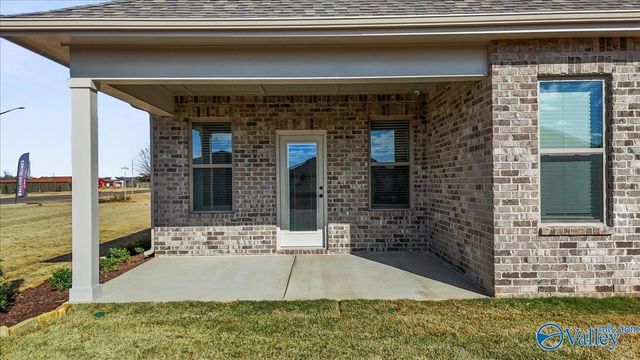 6547 Oak Meadow Drive, Owens Cross Roads, AL 35763