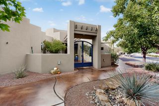409 CILANTRO Lane NW, Albuquerque, NM 87104
