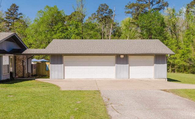 15 Dogwood Dr, Arkadelphia, AR 71923