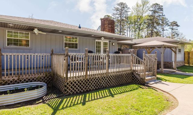 15 Dogwood Dr, Arkadelphia, AR 71923