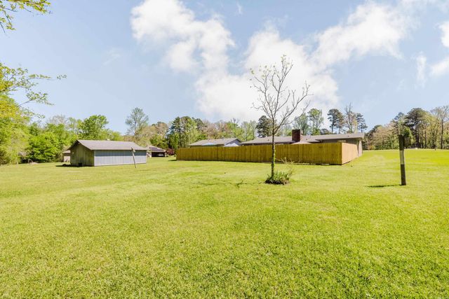 15 Dogwood Dr, Arkadelphia, AR 71923