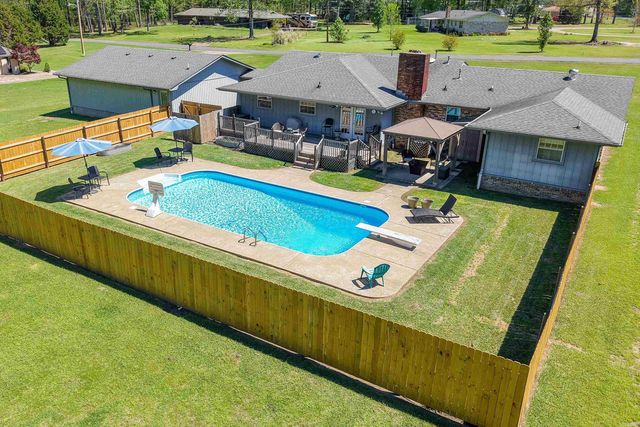 15 Dogwood Dr, Arkadelphia, AR 71923