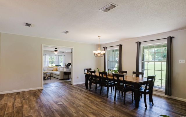 15 Dogwood Dr, Arkadelphia, AR 71923