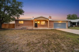 911 Candytuft Blvd, Pueblo, CO 81001