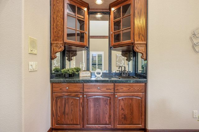 2410 Brittany Ct, Lodi, CA 95242