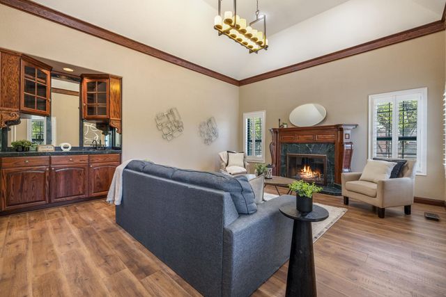 2410 Brittany Ct, Lodi, CA 95242