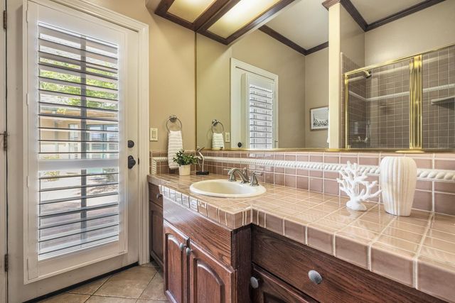 2410 Brittany Ct, Lodi, CA 95242