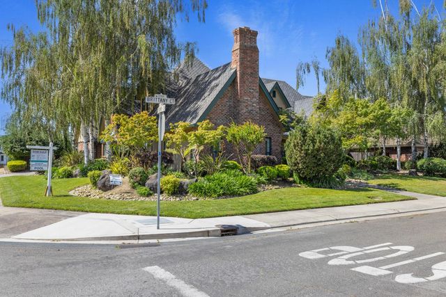 2410 Brittany Ct, Lodi, CA 95242