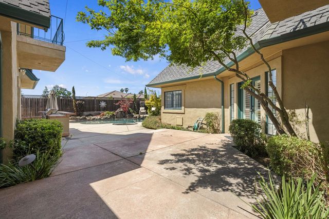 2410 Brittany Ct, Lodi, CA 95242