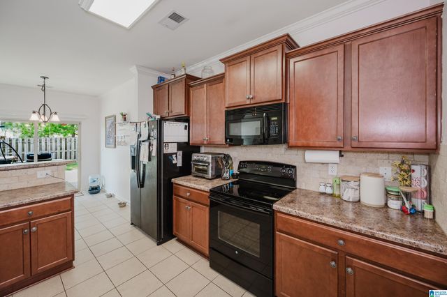 1045 PINE VALLEY DRIVE, Calera, AL 35040