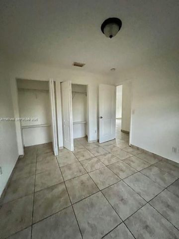 2746 Johnson St w, Hollywood, FL 33020