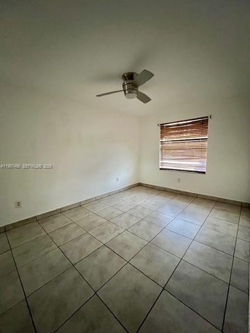 2746 Johnson St w, Hollywood, FL 33020