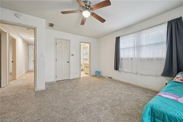 4407 Bromley Drive, Greensboro, NC 27406