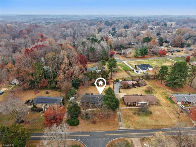 4407 Bromley Drive, Greensboro, NC 27406