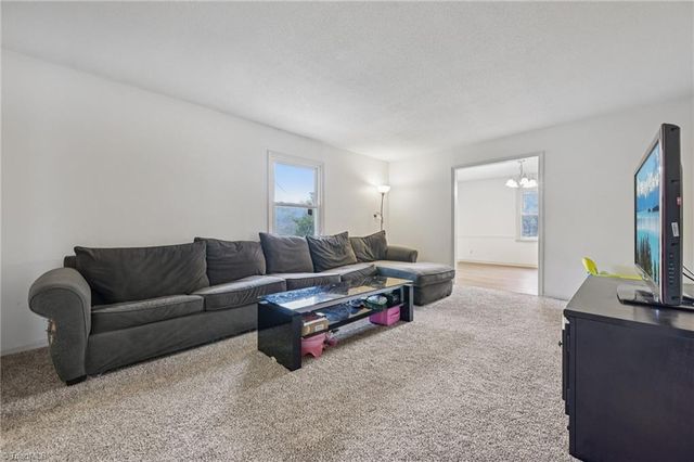 4407 Bromley Drive, Greensboro, NC 27406