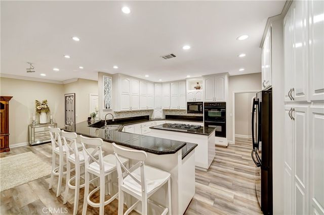 8739 W Avenue C8, Lancaster, CA 93536