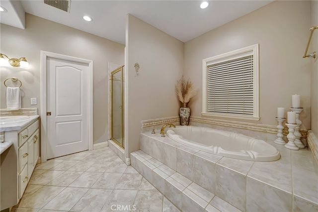 8739 W Avenue C8, Lancaster, CA 93536