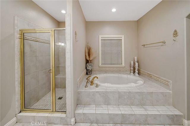 8739 W Avenue C8, Lancaster, CA 93536