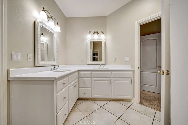 8739 W Avenue C8, Lancaster, CA 93536